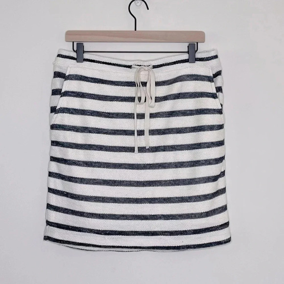 Lou & Grey Striped  Drawstring Pocket Skirt Size Medium NWT - Picture 1 of 6